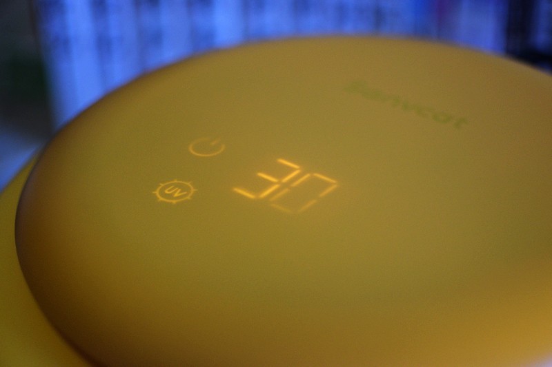 杀菌个护卫士 折叠家用三维猫紫外线消毒烘干机