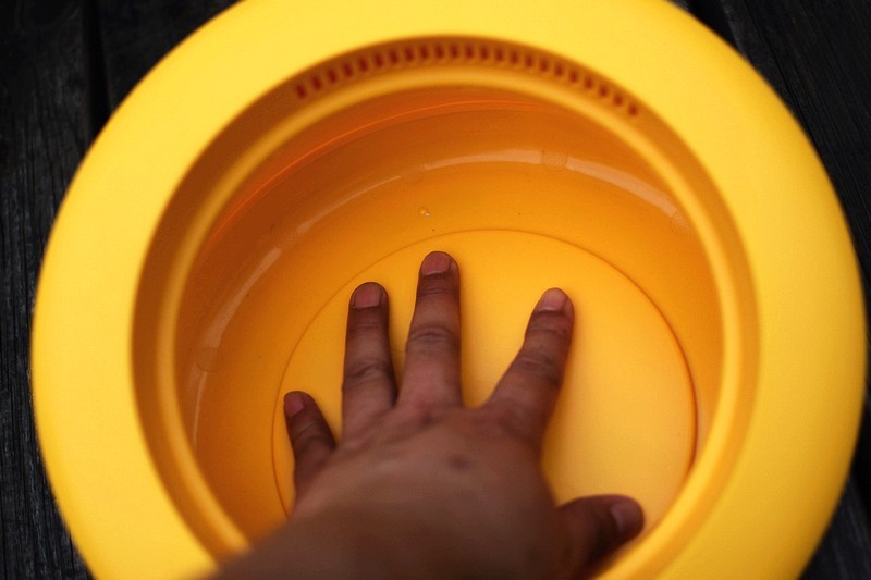 杀菌个护卫士 折叠家用三维猫紫外线消毒烘干机