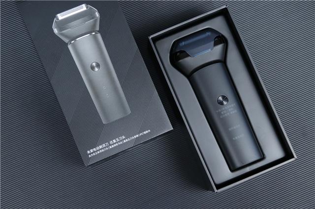 小米首款高端剃须刀！售价499元，功能完胜博朗飞利浦