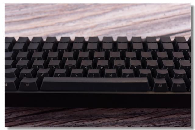 逼格满满—iQunix F96侧刻键盘之拆解评测