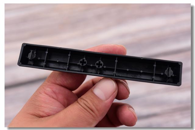 逼格满满—iQunix F96侧刻键盘之拆解评测