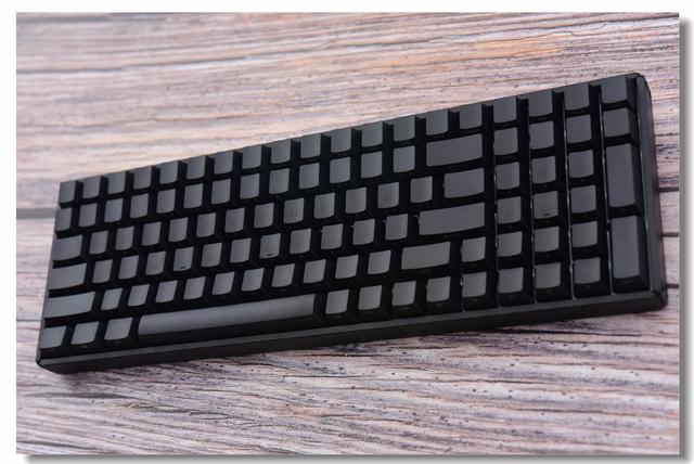 逼格满满—iQunix F96侧刻键盘之拆解评测