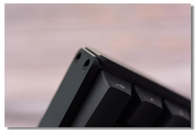 逼格满满—iQunix F96侧刻键盘之拆解评测