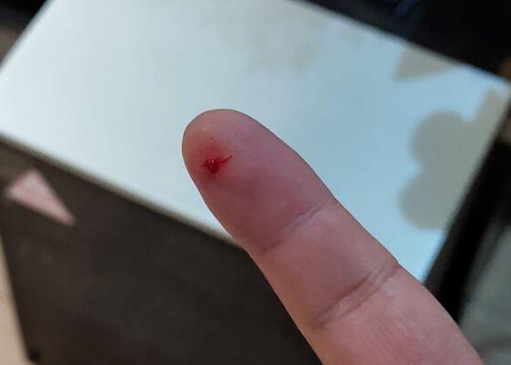 逼格满满—iQunix F96侧刻键盘之拆解评测