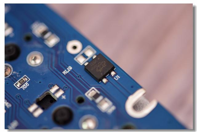 逼格满满—iQunix F96侧刻键盘之拆解评测