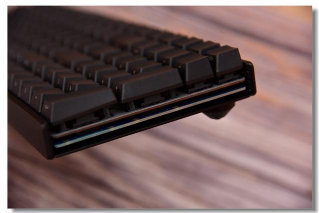 逼格满满—iQunix F96侧刻键盘之拆解评测