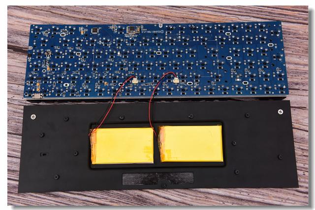 逼格满满—iQunix F96侧刻键盘之拆解评测