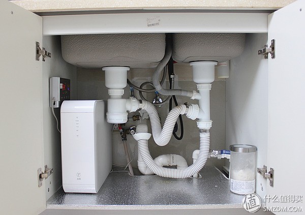 安装简单，智能监测，沁园小白鲸S400净水器让直饮更健康