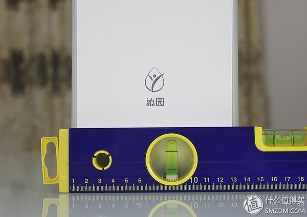 安装简单，智能监测，沁园小白鲸S400净水器让直饮更健康