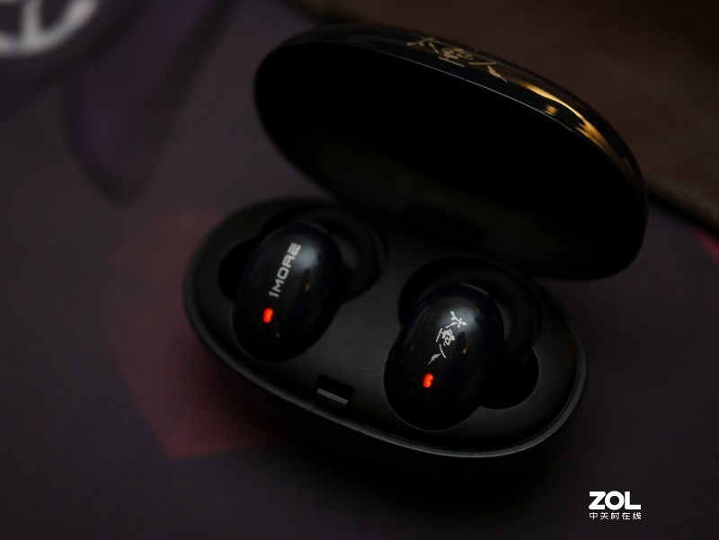 偶像就在耳边 1MORE 时尚豆太空人特别版评测