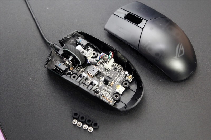 转轴机械按键玩COD16啥感觉？ROG IMPACT II首发拆解测评