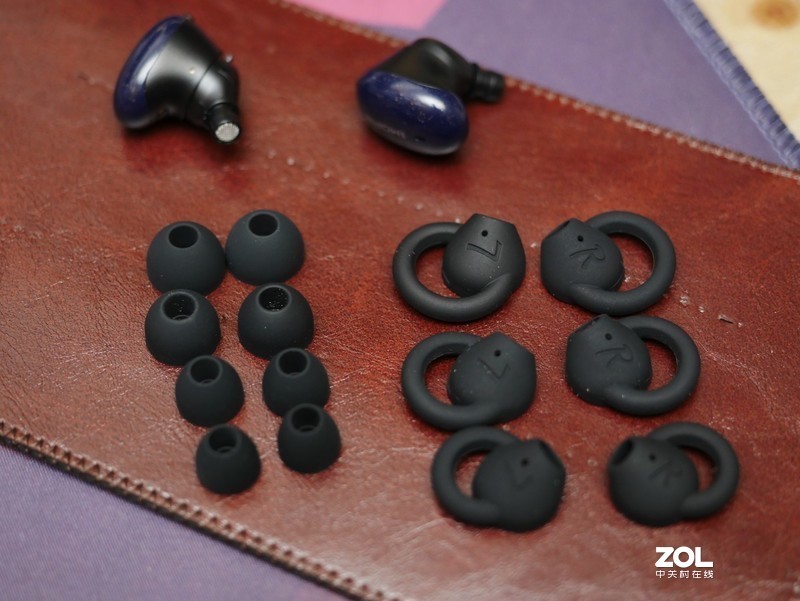 偶像就在耳边 1MORE 时尚豆太空人特别版评测