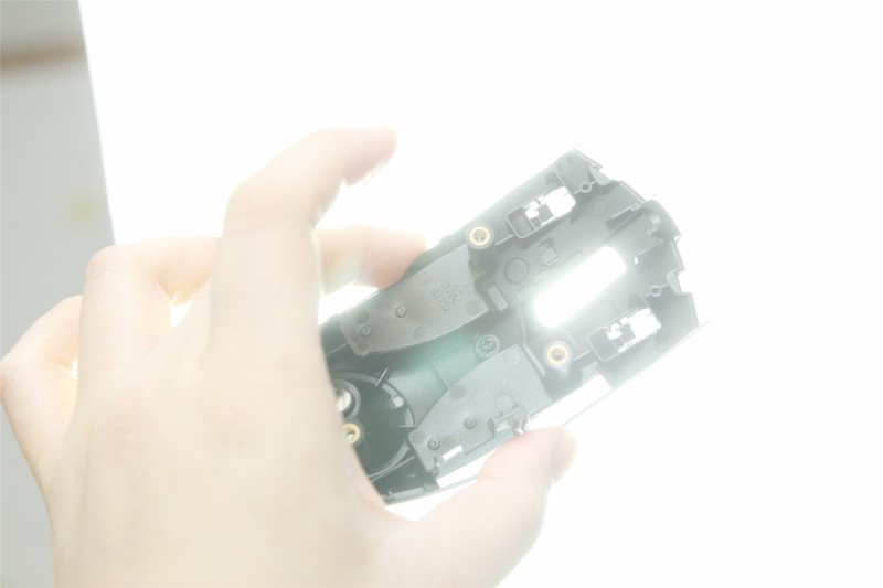 转轴机械按键玩COD16啥感觉？ROG IMPACT II首发拆解测评