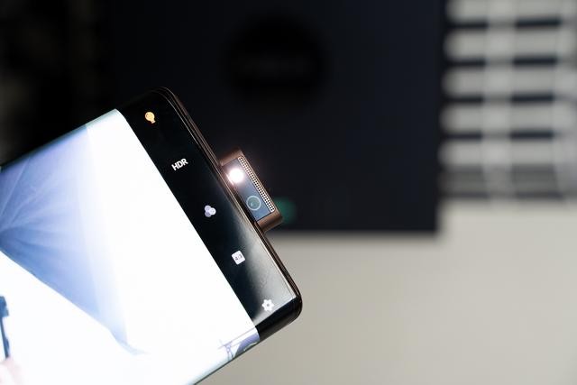 高通骁龙865+全焦段覆盖！无界瀑布屏vivo NEX 3S深度体验