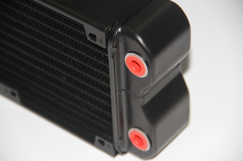 终极水冷装备，Tt Pacific RL480 超级冷排来袭