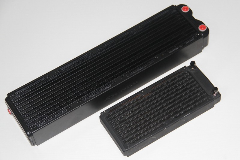 终极水冷装备，Tt Pacific RL480 超级冷排来袭