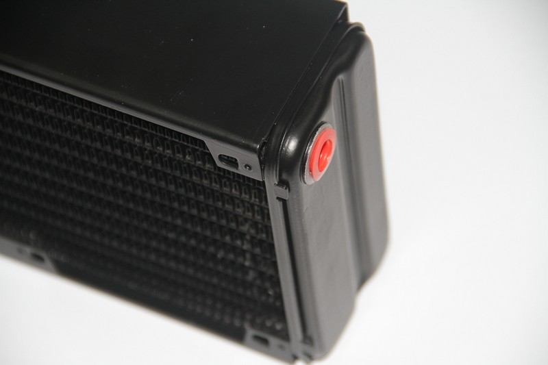 终极水冷装备，Tt Pacific RL480 超级冷排来袭