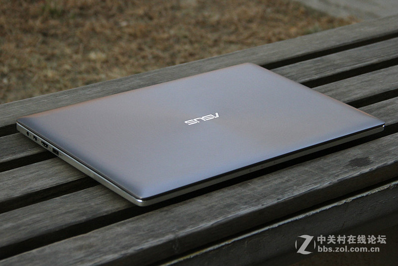 超高清的魅力 华硕UX501游戏本靓图赏