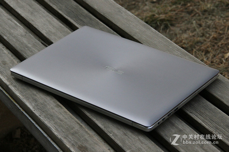 超高清的魅力 华硕UX501游戏本靓图赏