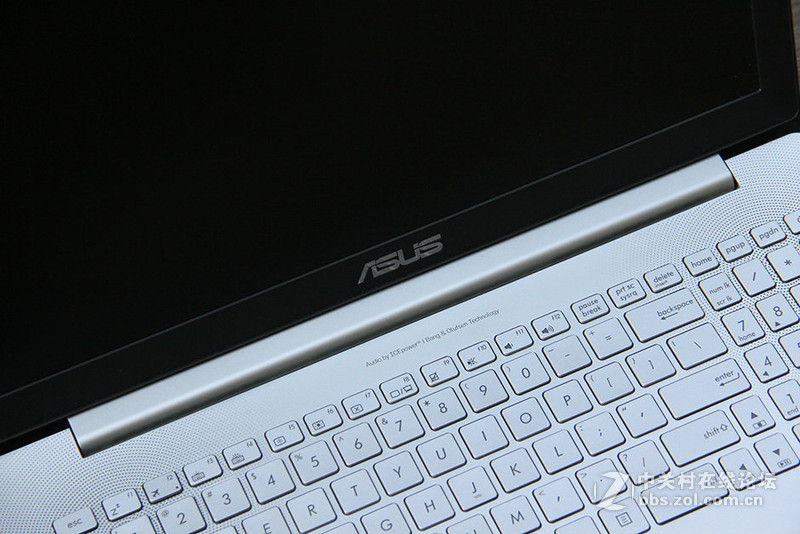 超高清的魅力 华硕UX501游戏本靓图赏