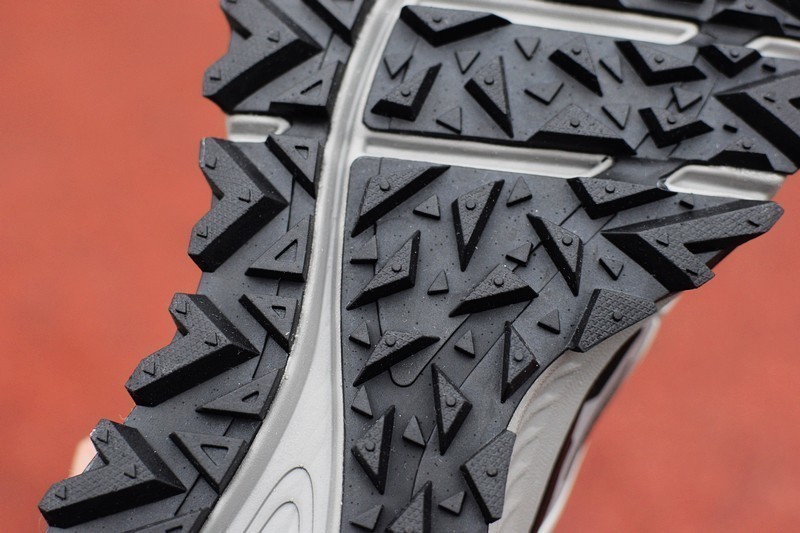 运动智芯 FREETIE 旋钮户外越野跑鞋