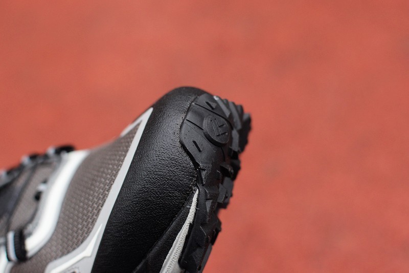 运动智芯 FREETIE 旋钮户外越野跑鞋