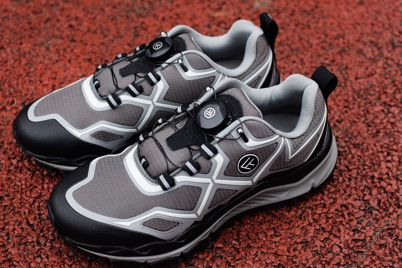 运动智芯 FREETIE 旋钮户外越野跑鞋