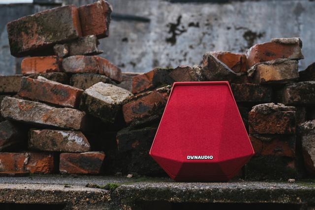 小身材有大内涵，宜静宜动的音乐精灵：丹拿蓝牙音箱 Music 1