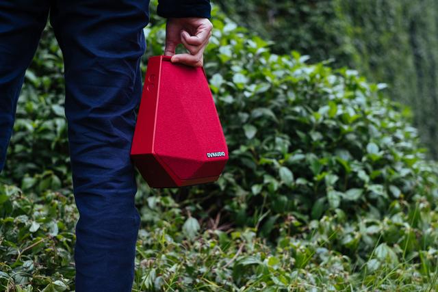 小身材有大内涵，宜静宜动的音乐精灵：丹拿蓝牙音箱 Music 1