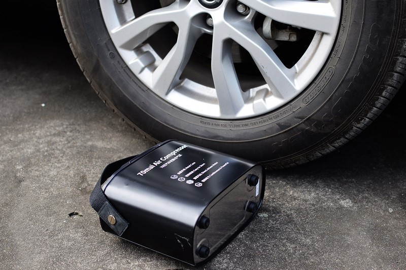 快捷方便 70迈汽车轮胎充气泵 体验