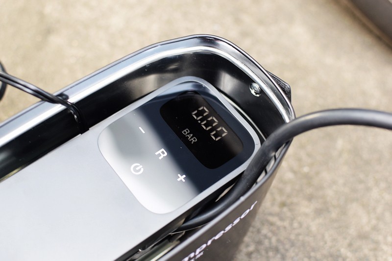 快捷方便 70迈汽车轮胎充气泵 体验