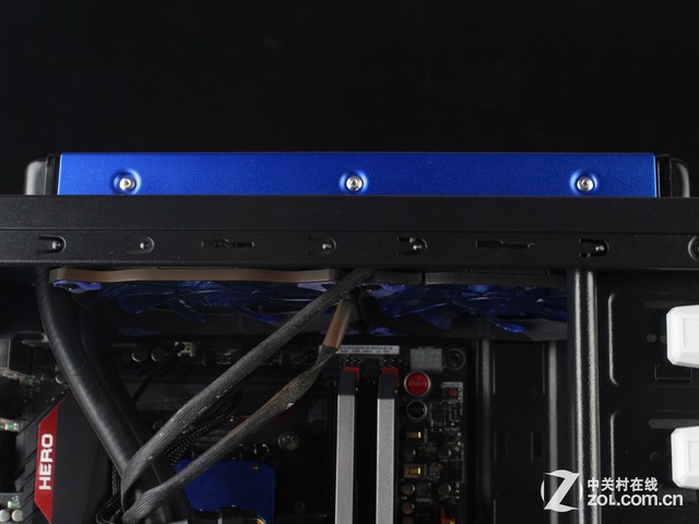 变形金刚3至尊版机箱评测