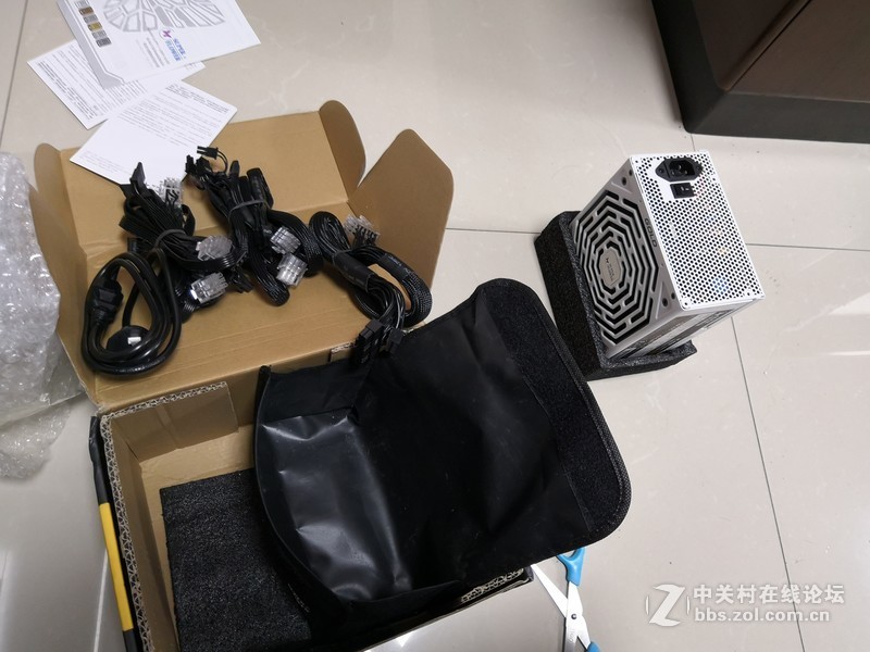 最近没忍住，购入：艾维克EVGA  500BQ和振华leadex G650