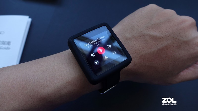 这是只“HiFi”手表——飞傲M5迷你播放器体验