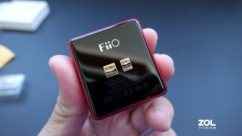 这是只“HiFi”手表——飞傲M5迷你播放器体验