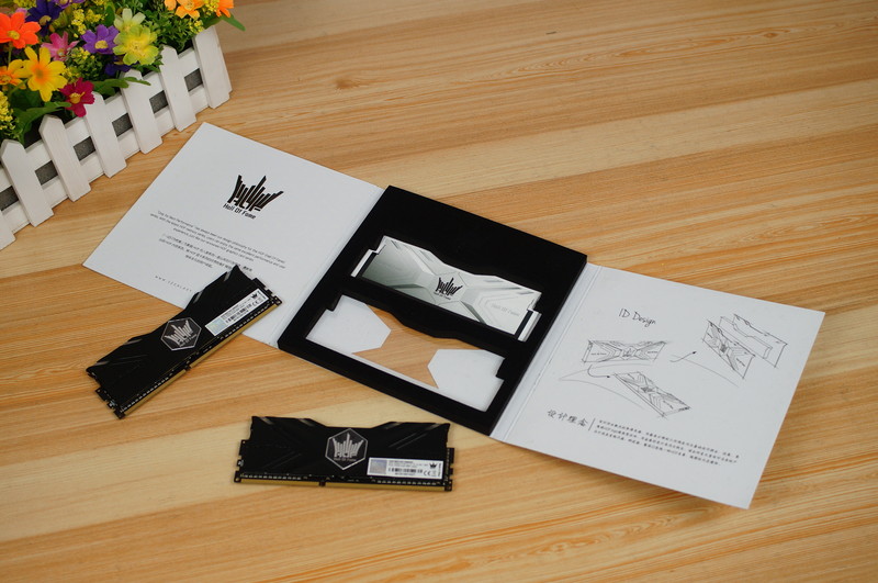 #名人堂积分争霸赛#晒之前刚买影驰HOF DDR3 4G*2内存套装