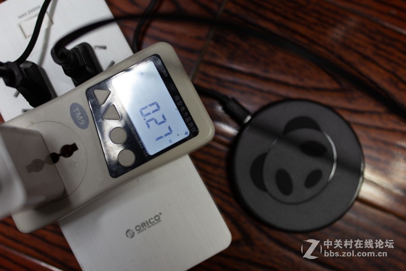 熊猫头作伴，快充不伤身，体验CHOETECH 苹果无线充电器