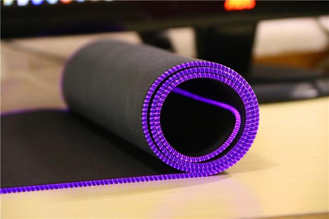 鼠标垫也玩RGB灯效，还能防泼溅，这款酷冷MP750让我长见识