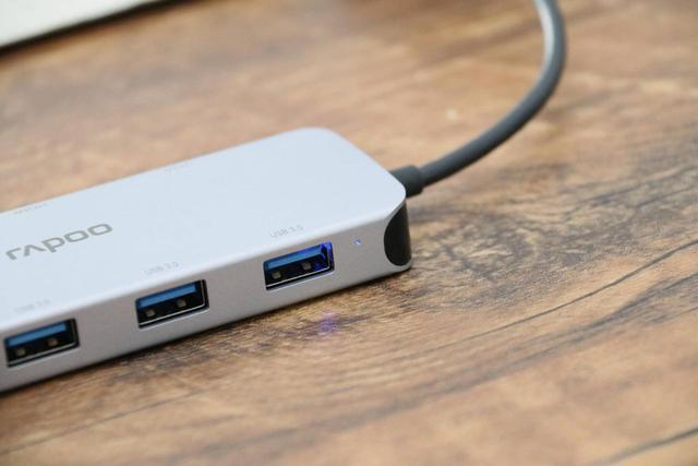 轻薄本的扩展神器，雷柏XD200 USB-C 扩展坞体验