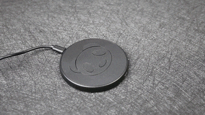 熊猫头作伴，快充不伤身，体验CHOETECH 苹果无线充电器