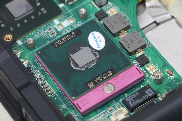 不仅仅是情怀，十年前的联想 Y450 笔记本复活记