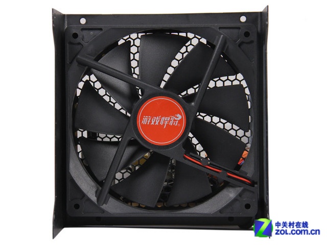 你要怎么选？电源风扇朝上or朝下有讲究