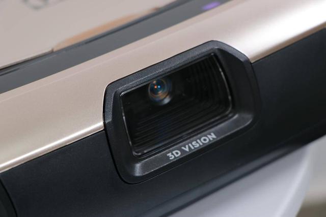 家用智能扫地机应该怎么选？看完伊莱克斯Pure i9扫地机器人测评你就明白了！