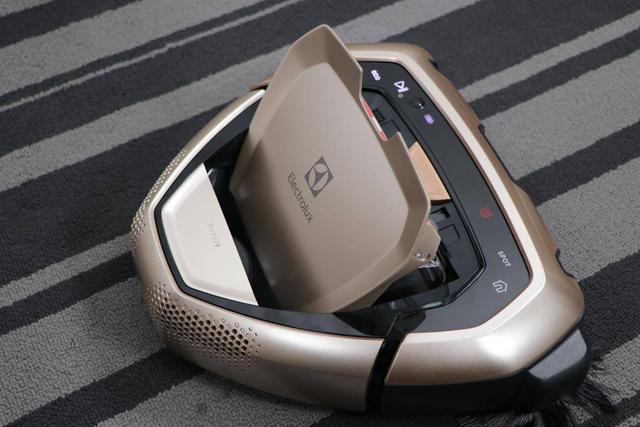 家用智能扫地机应该怎么选？看完伊莱克斯Pure i9扫地机器人测评你就明白了！