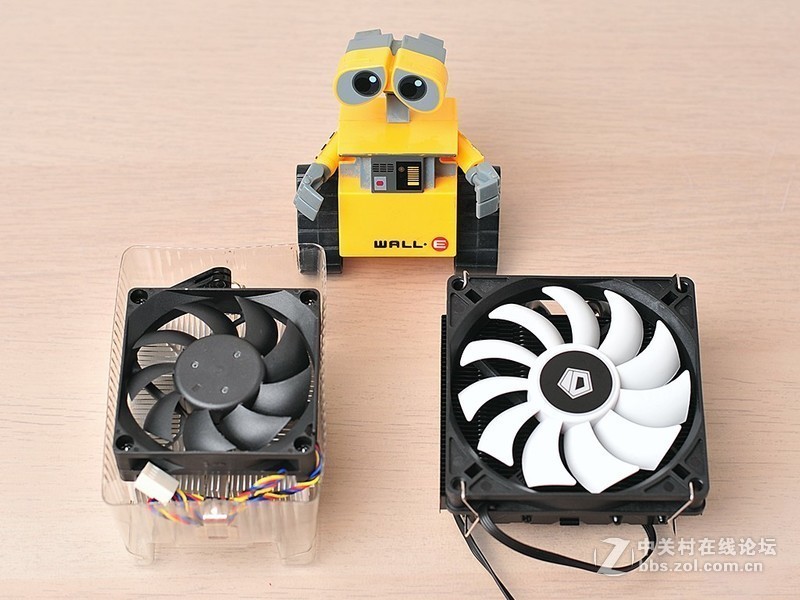 小空间PC桌面方案：入手DeskMini A300，再试下NOX高频条能否带2400G飞