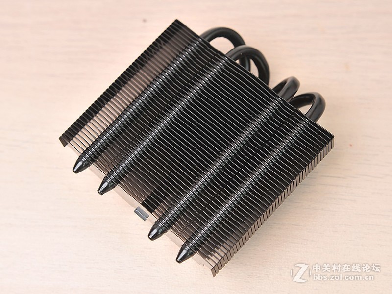 小空间PC桌面方案：入手DeskMini A300，再试下NOX高频条能否带2400G飞