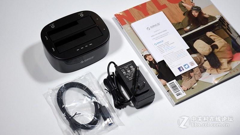 奥睿科双盘位硬盘底座 高效读写与脱机备份