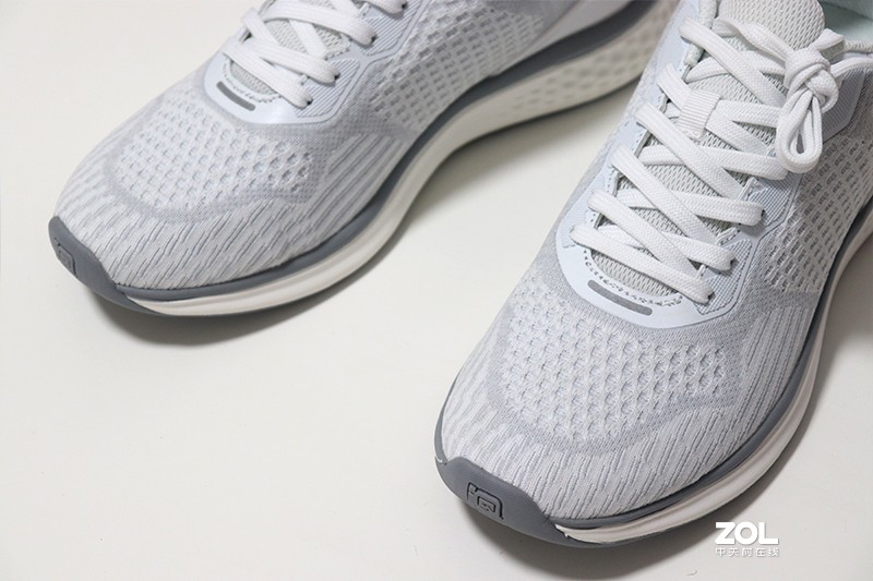 轻盈透气，可淌水3小时，BODENSEE轻户外运动防水鞋体验