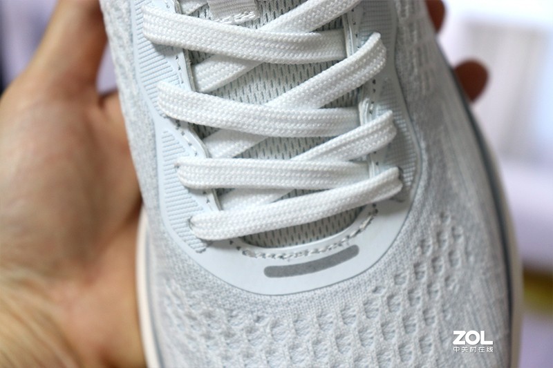 轻盈透气，可淌水3小时，BODENSEE轻户外运动防水鞋体验