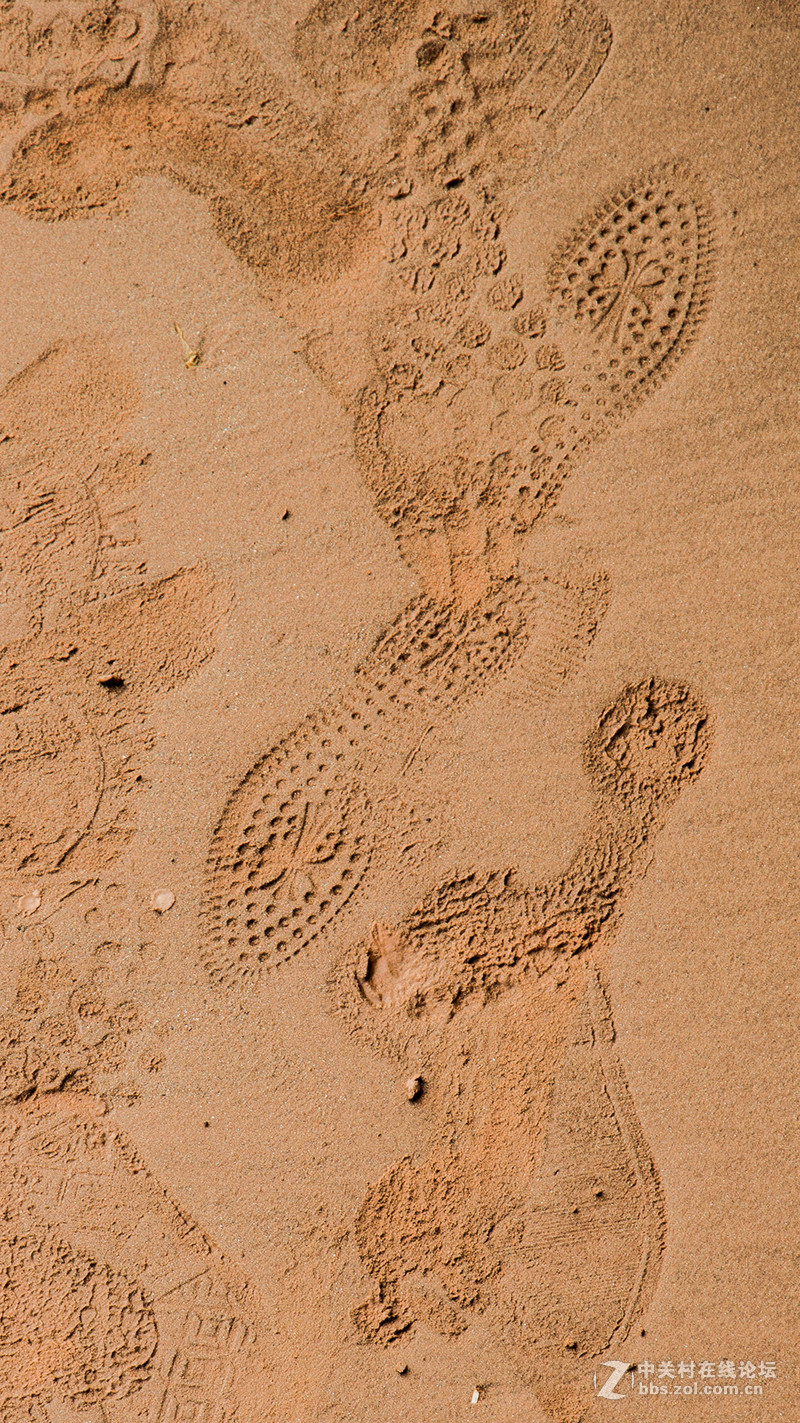 #P8max壁纸征集# 流 动 的 爱 意 随 身 的 关 怀